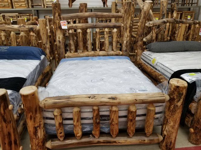 Aspen Grand Style Queen Bed